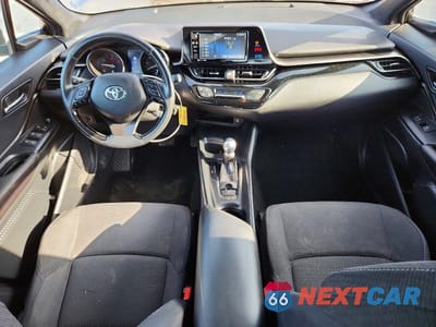 Zdjęcie 8 z 12 samochodu: 2018 TOYOTA C-HR XLE VIN:NMTKHMBX6JR020396 - miniatura