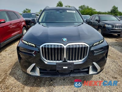 Piąte zdjęcie samochodu w środku: 2025 BMW X7 XDRIVE40I VIN:5UX23EM03S9Z99752 - miniatura