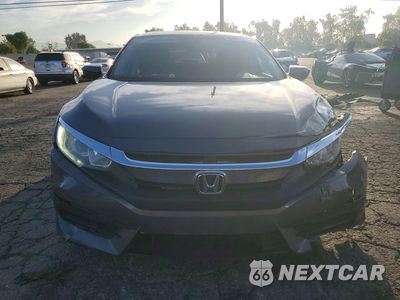 Piąte zdjęcie samochodu w środku: 2018 HONDA CIVIC EX VIN:2HGFC2F74JH601461 - miniatura
