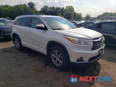 Czwarte zdjęcie samochodu z boku: 2014 TOYOTA HIGHLANDER XLE VIN:5TDJKRFH7ES005328 - miniatura