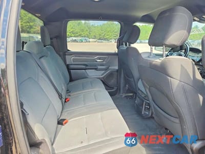 Zdjęcie 10 z 12 samochodu: 2021 RAM 1500 BIG HORN/LONE STAR VIN:1C6RRFFG2MN591744 - miniatura