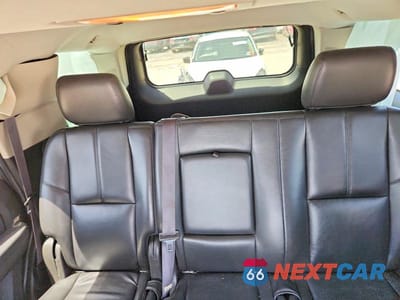 Zdjęcie 10 z 13 samochodu: 2013 CHEVROLET TAHOE C1500 LT VIN:1GNSCBE04DR194030 - miniatura