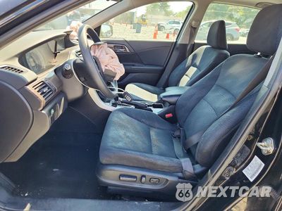 Zdjęcie 7 z 12 samochodu: 2017 HONDA ACCORD EX VIN:1HGCR2F7XHA181621 - miniatura