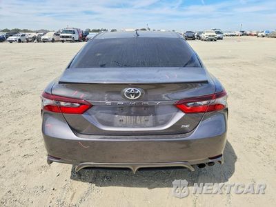 Zdjęcie 6 z 13 samochodu: 2022 TOYOTA CAMRY SE VIN:4T1G11AK0NU680544 - miniatura