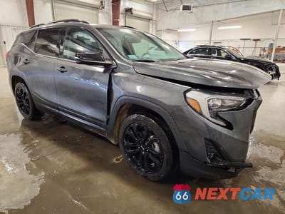 Czwarte zdjęcie samochodu z boku: 2021 GMC TERRAIN SLT VIN:3GKALVEV2ML334542 - miniatura