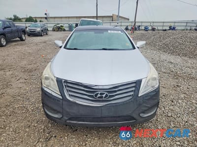 Piąte zdjęcie samochodu w środku: 2012 HYUNDAI AZERA BASE VIN:KMHFH4JG9CA176285 - miniatura