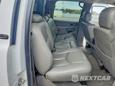 Zdjęcie 10 z 13 samochodu: 2004 CHEVROLET SILVERADO K2500 HEAVY DUTY VIN:1GCHK23224F212519 - miniatura