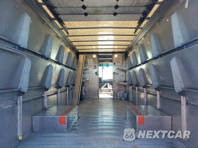 Zdjęcie 10 z 13 samochodu: 2015 FREIGHTLINER MT45G CHASSIS DELIVERY TRUCK VIN:4UZAAPDU1FCGJ1006 - miniatura
