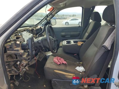 Zdjęcie 7 z 12 samochodu: 2007 GMC NEW SIERRA C1500 VIN:2GTEC19C571590727 - miniatura