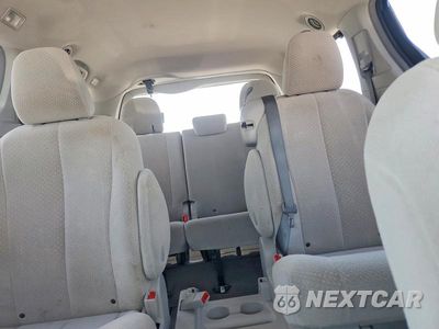 Zdjęcie 10 z 13 samochodu: 2014 TOYOTA SIENNA LE VIN:5TDKK3DC2ES521511 - miniatura
