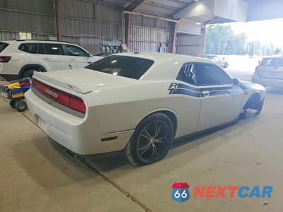 Trzecie zdjęcie samochodu z tyłu: 2013 DODGE CHALLENGER R/T VIN:2C3CDYBT0DH525007 - miniatura