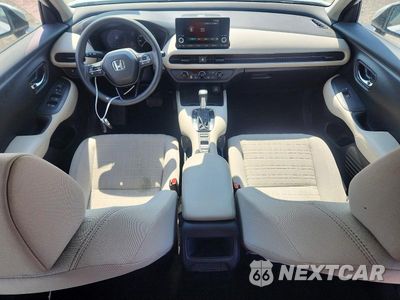Zdjęcie 8 z 13 samochodu: 2025 HONDA HR-V LX VIN:3CZRZ2H33SM707529 - miniatura