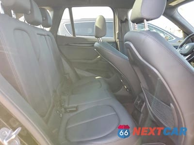 Zdjęcie 11 z 13 samochodu: 2021 BMW X1 XDRIVE28I VIN:WBXJG9C01M5T31682 - miniatura
