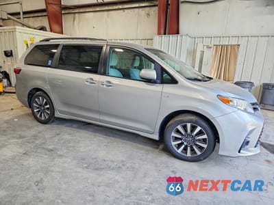 Czwarte zdjęcie samochodu z boku: 2020 TOYOTA SIENNA LE VIN:5TDJZ3DC5LS236709 - miniatura