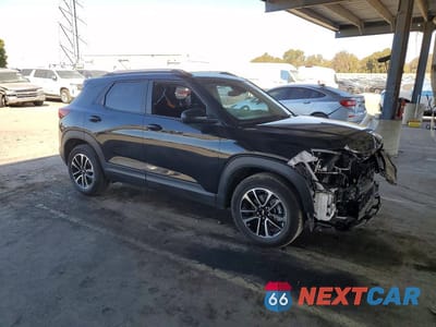 Czwarte zdjęcie samochodu z boku: 2026 CHEVROLET TRAILBLAZER LT VIN:KL79MPSL9TB209609 - miniatura