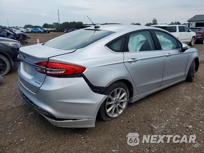 Trzecie zdjęcie samochodu z tyłu: 2017 FORD FUSION SE HYBRID VIN:3FA6P0LU0HR187973 - miniatura
