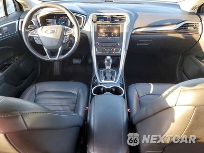 Zdjęcie 8 z 12 samochodu: 2016 FORD FUSION SE VIN:3FA6P0HD3GR322628 - miniatura