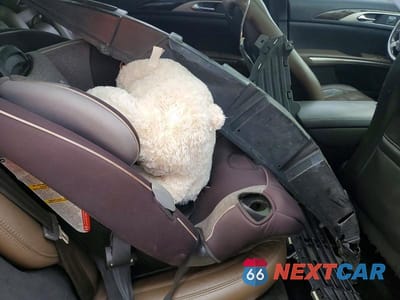 Zdjęcie 10 z 12 samochodu: 2013 LINCOLN MKZ VIN:3LN6L2JK0DR818956 - miniatura