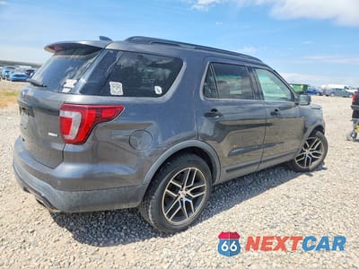 Trzecie zdjęcie samochodu z tyłu: 2016 FORD EXPLORER SPORT VIN:1FM5K8GT9GGB61281 - miniatura