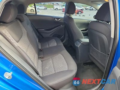 Zdjęcie 11 z 13 samochodu: 2017 HYUNDAI IONIQ BLUE VIN:KMHC65LC8HU022150 - miniatura