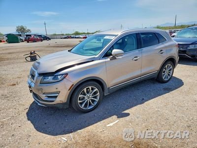 2019 LINCOLN MKC SELECT 5LMCJ2C9XKUL08510 - główne zdjęcie licytacji z USA - miniatura