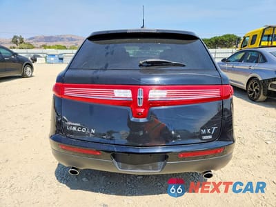 Zdjęcie 6 z 13 samochodu: 2018 LINCOLN MKT VIN:2LMHJ5NK0JBL01942 - miniatura