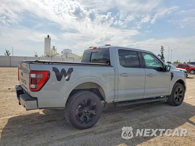 Trzecie zdjęcie samochodu z tyłu: 2023 FORD F150 SUPERCREW VIN:1FTFW1E80PFA47968 - miniatura