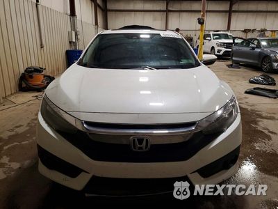Piąte zdjęcie samochodu w środku: 2018 HONDA CIVIC TOURING VIN:JHMFC1F93JX025446 - miniatura