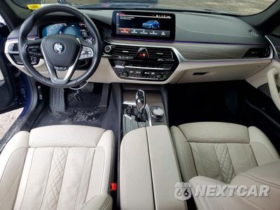 Zdjęcie 8 z 12 samochodu: 2022 BMW 540 XI VIN:WBA73BJ08NWX50473 - miniatura
