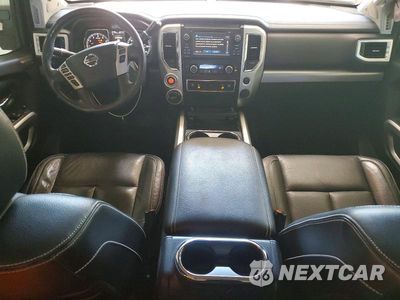Zdjęcie 8 z 13 samochodu: 2017 NISSAN TITAN PRO-4X VIN:1N6AA1C54HN574787 - miniatura