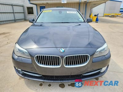 Piąte zdjęcie samochodu w środku: 2012 BMW 528 I VIN:WBAXG5C57CDX06410 - miniatura