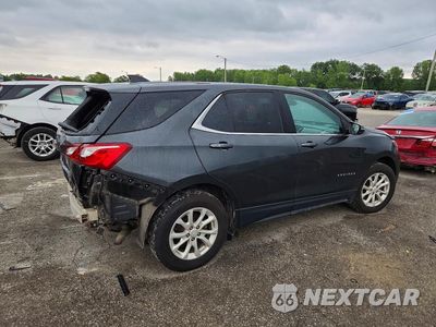 Trzecie zdjęcie samochodu z tyłu: 2019 CHEVROLET EQUINOX LT VIN:2GNAXTEV5K6165727 - miniatura