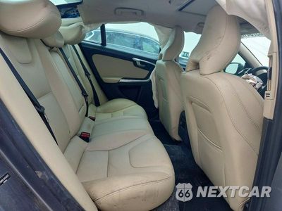 Zdjęcie 10 z 13 samochodu: 2017 VOLVO S60 VIN:YV126MFL5H2432075 - miniatura