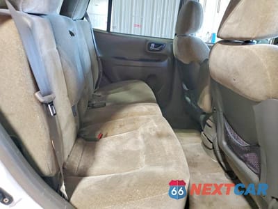 Zdjęcie 10 z 13 samochodu: 2004 HYUNDAI SANTA FE GLS VIN:KM8SC73D64U722283 - miniatura
