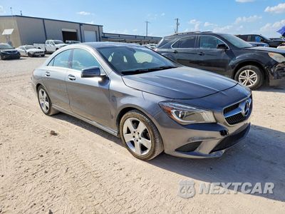 Czwarte zdjęcie samochodu z boku: 2015 MERCEDES-BENZ CLA 250 VIN:WDDSJ4EB6FN186975 - miniatura