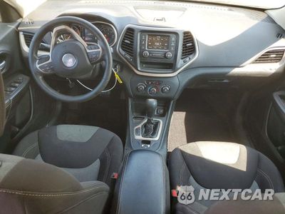 Zdjęcie 8 z 14 samochodu: 2016 JEEP CHEROKEE SPORT VIN:1C4PJLAB8GW303595 - miniatura