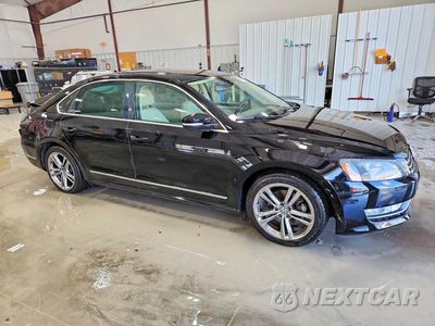 Czwarte zdjęcie samochodu z boku: 2013 VOLKSWAGEN PASSAT SE VIN:1VWBN7A3XDC067704 - miniatura