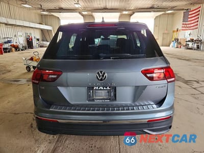 Zdjęcie 6 z 13 samochodu: 2022 VOLKSWAGEN TIGUAN SE VIN:3VV2B7AX9NM077902 - miniatura
