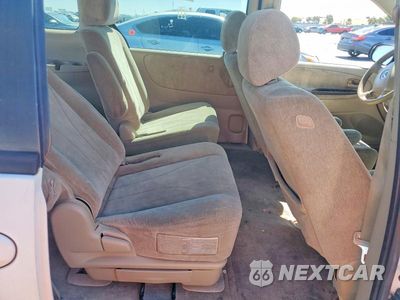 Zdjęcie 11 z 13 samochodu: 2001 MAZDA MPV WAGON VIN:JM3LW28Y310199314 - miniatura