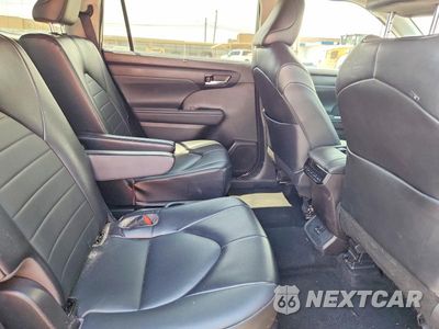 Zdjęcie 11 z 13 samochodu: 2022 TOYOTA HIGHLANDER HYBRID XLE VIN:5TDGARAH9NS515281 - miniatura