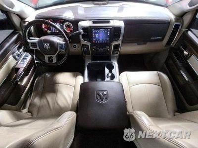 Zdjęcie 8 z 13 samochodu: 2018 RAM 2500 LARAMIE VIN:3C6UR5FL6JG121707 - miniatura