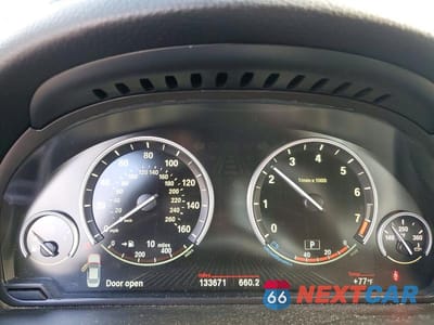 Zdjęcie 9 z 12 samochodu: 2013 BMW 535 XI VIN:WBAFU7C56DDU68468 - miniatura