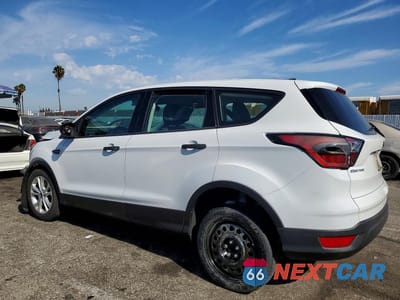 Drugie zdjęcie samochodu z przodu: 2017 FORD ESCAPE S VIN:1FMCU0F75HUC95831 - miniatura