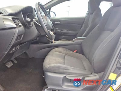 Zdjęcie 7 z 12 samochodu: 2018 TOYOTA C-HR XLE VIN:NMTKHMBX9JR055370 - miniatura
