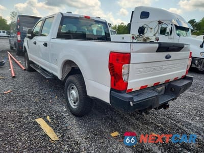 Drugie zdjęcie samochodu z przodu: 2022 FORD F350 SUPER DUTY VIN:1FT8W3B68NEE41440 - miniatura