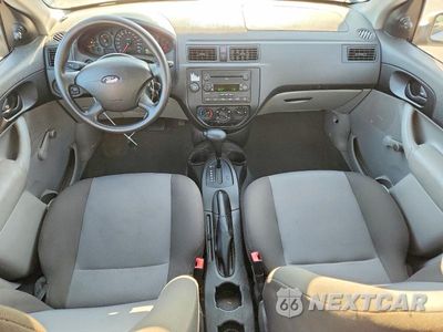 Zdjęcie 8 z 12 samochodu: 2006 FORD FOCUS ZX4 VIN:1FAFP34N76W122041 - miniatura