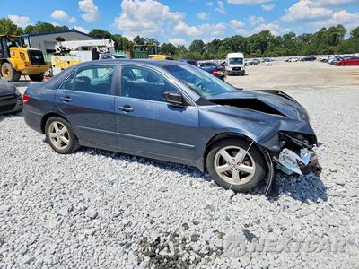 Czwarte zdjęcie samochodu z boku: 2004 HONDA ACCORD EX VIN:1HGCM558X4A050726 - miniatura