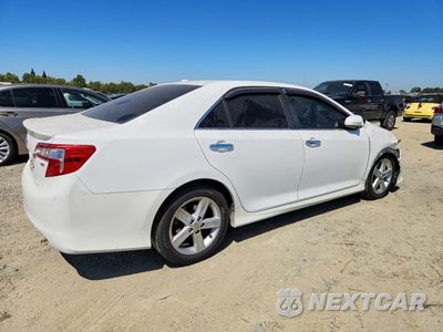 Trzecie zdjęcie samochodu z tyłu: 2014 TOYOTA CAMRY SE VIN:4T1BF1FK6EU871048 - miniatura