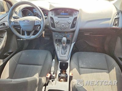 Zdjęcie 8 z 13 samochodu: 2017 FORD FOCUS S VIN:1FADP3E20HL341665 - miniatura
