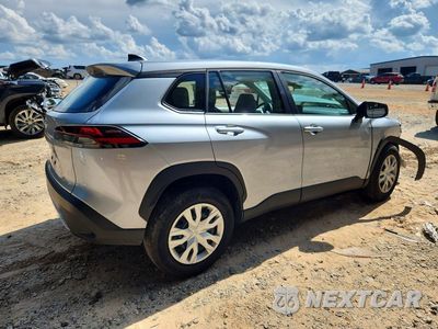 Trzecie zdjęcie samochodu z tyłu: 2026 TOYOTA COROLLA CROSS L VIN:7MUAAAAG6TV163505 - miniatura